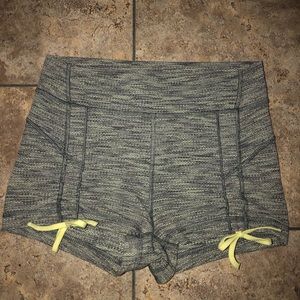 Lululemon athletica spandex